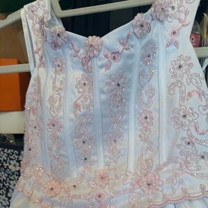 Brand new Sweet kids bridesmaid dress, size 6